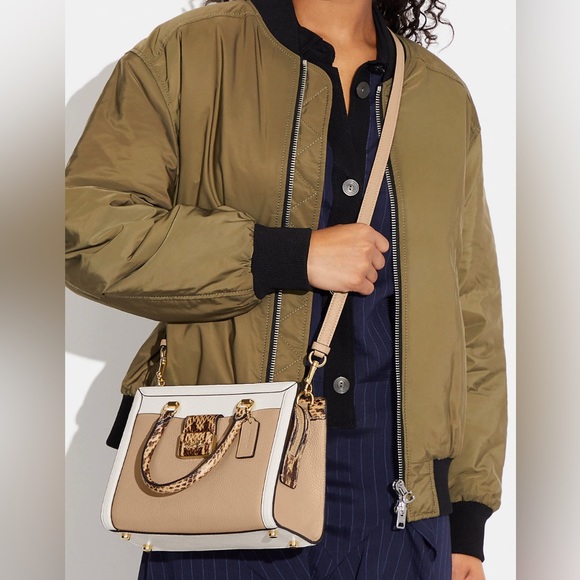 Women’s Handbag COACH Grace Carryall Colorblock Snake Embossed Leather AUTHENTIC - Picture 8 of 10